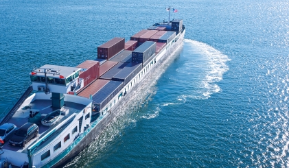 Containerschip binnenvaart
